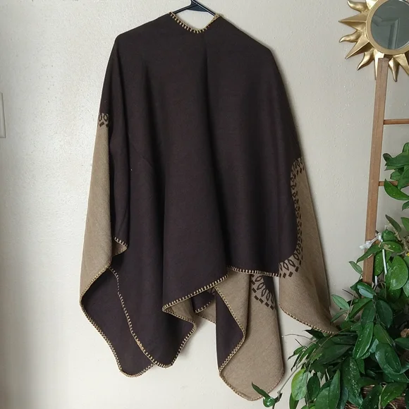 Western Reversible Shawl/Poncho - Picture 6 of 8